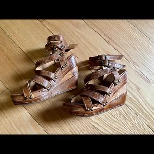 Bed Stu Juliana Wedge